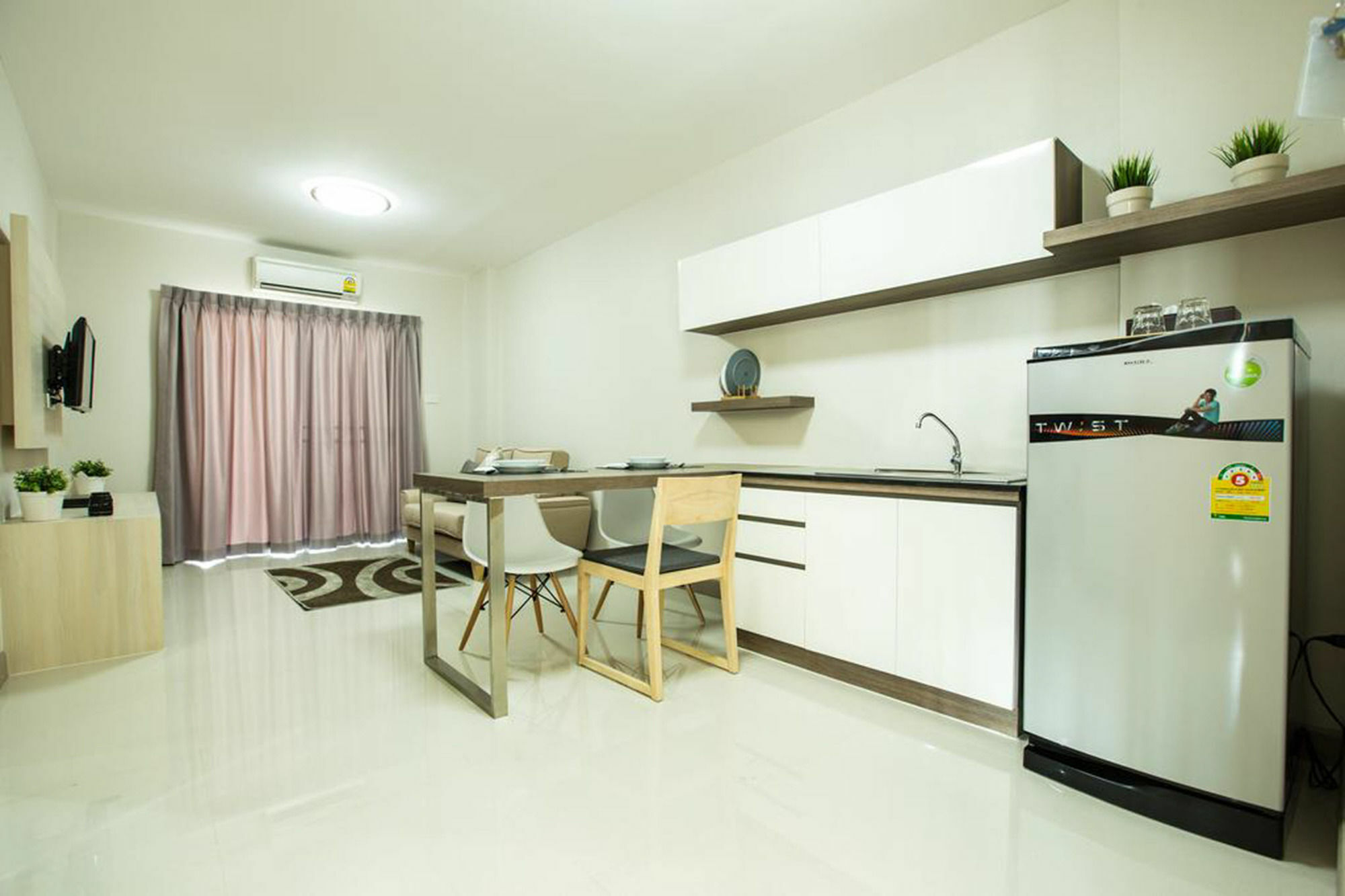 Central Place Serviced Apartment Angsila Chonburi Exterior foto