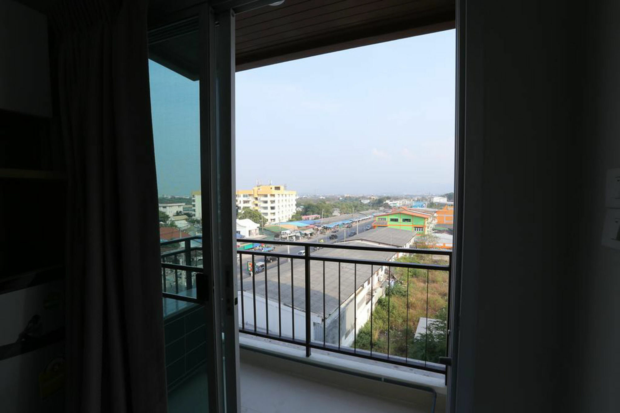 Central Place Serviced Apartment Angsila Chonburi Exterior foto
